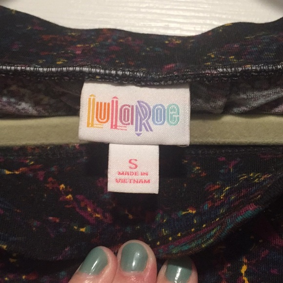 LuLaRoe skirt with pockets - Picture 3 of 3